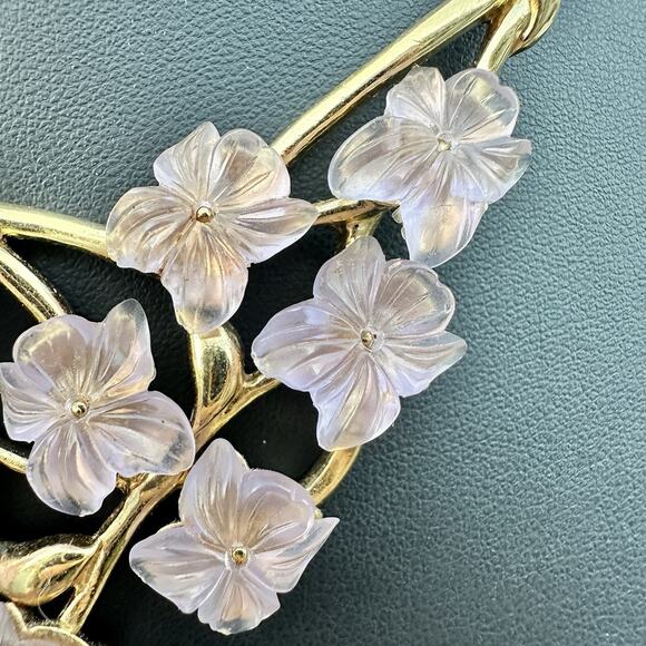 Crown Trifari Pink Lucite Floral Bib Necklace Molded Flowers Rare Choker Vintage - Picture 6 of 11